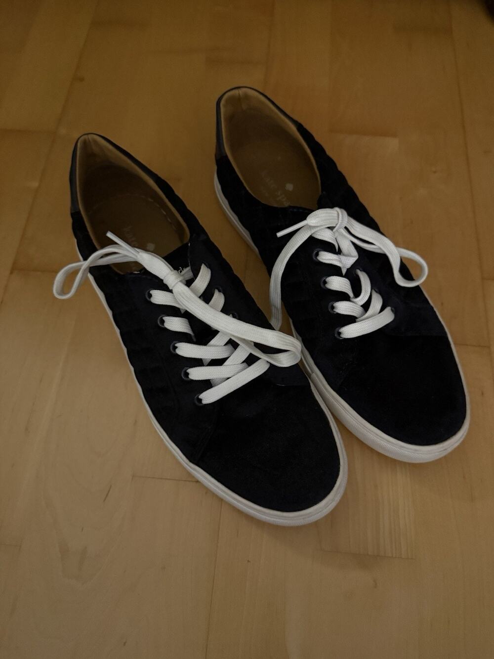 Kate Spade Soft Flexi Blue Velvet Fleet Quilted Lace Up Sneakers 10